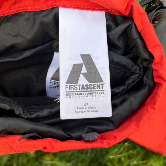 First Ascent Synthetically Insulated Mitts - Excellent Condition - Unisex Small - Picture 3 of 6